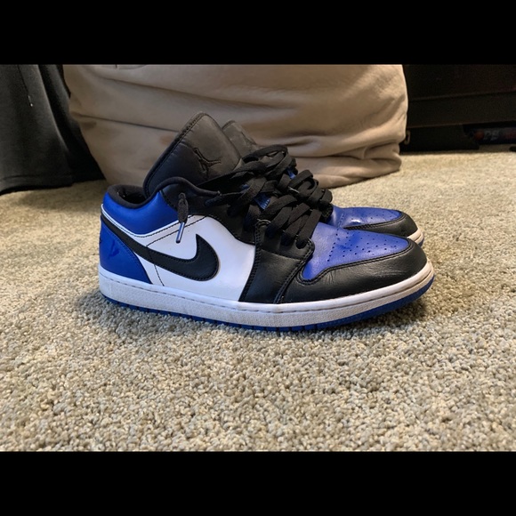 Jordan 1 royal toe